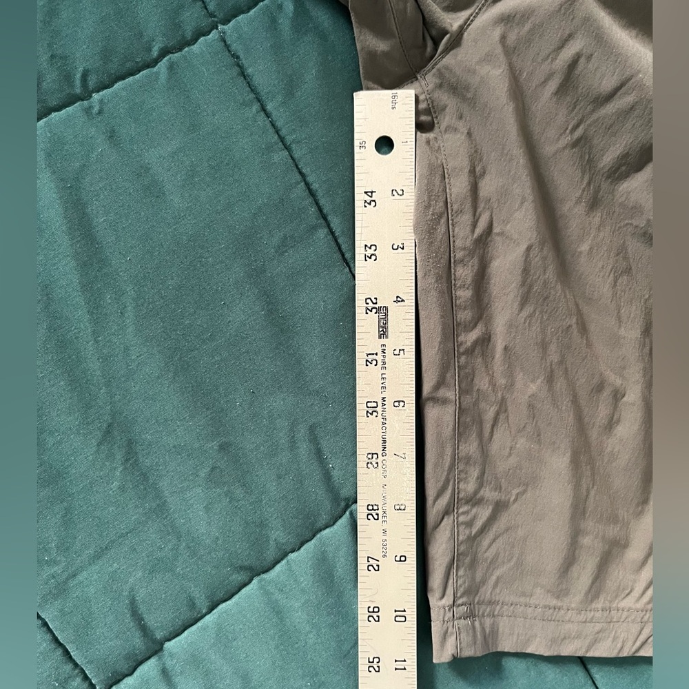Royal Robbins Discovery Bermuda Shorts 8 - Picture 6 of 7